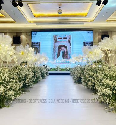 Trang trí lối đi tiệc cưới Sola Wedding